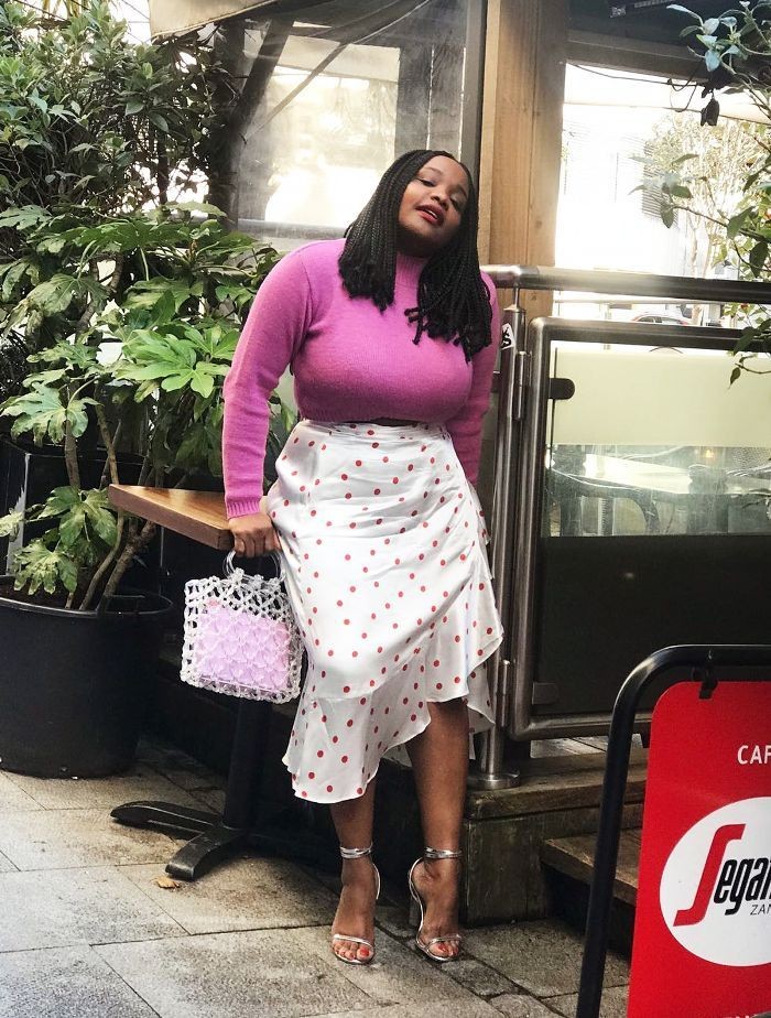 Classy techniques for donning midi skirts